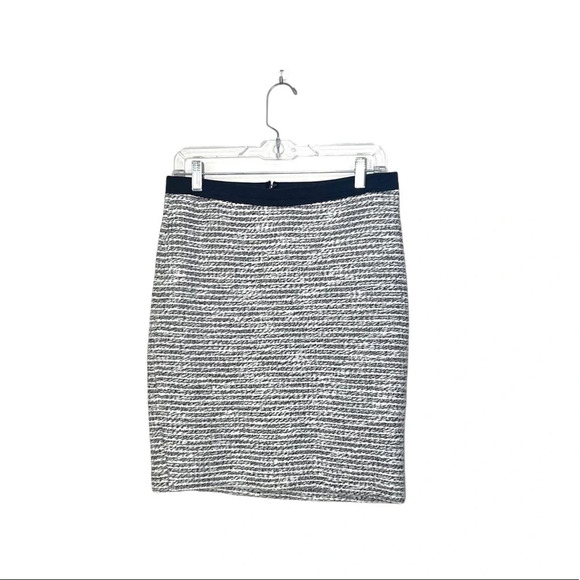 Ann Taylor LOFT NWOT White & Black Tweed High Rise Fitted Skirt 6 Women’s - Picture 11 of 11